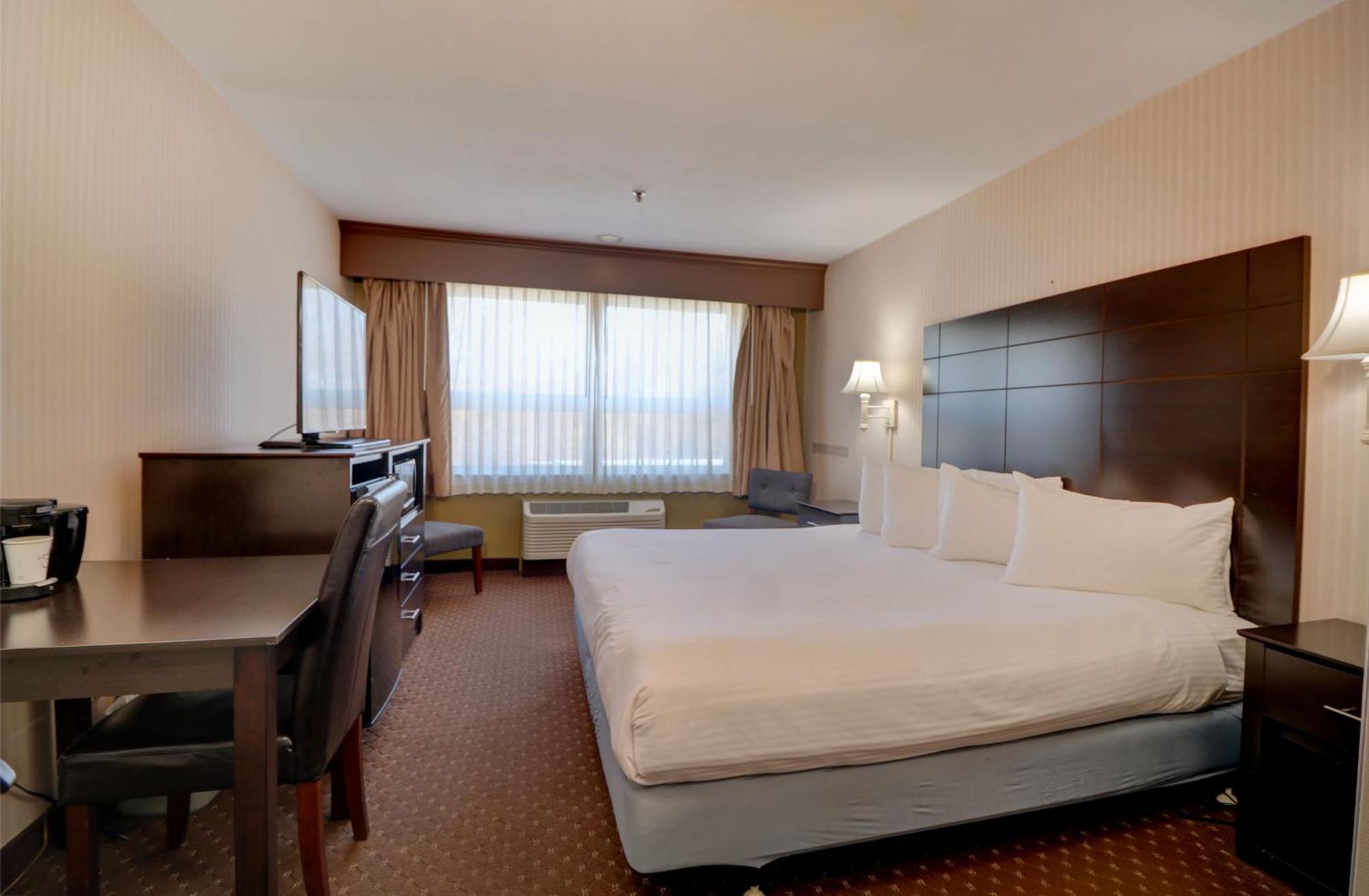 Anchorage Inn And Suites Портсмут Экстерьер фото